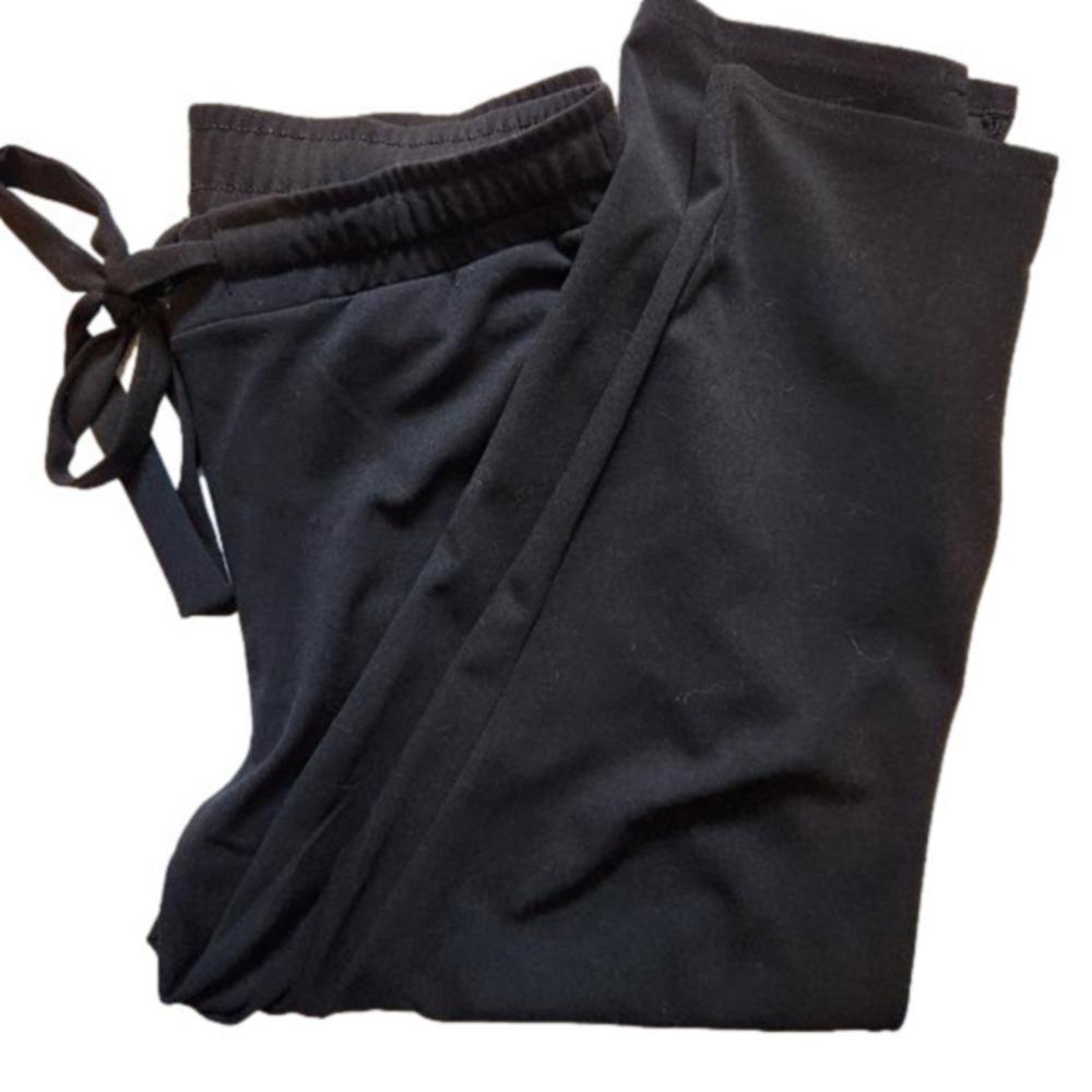 P197. Lily Morgan Black Paper Bag Waist Pants |L